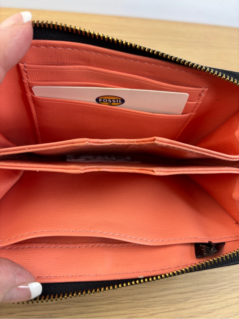Fossil Black‎ Star-Studded Leather Zip-Around Wristlet Wallet/Clutch - Picture 4 of 11